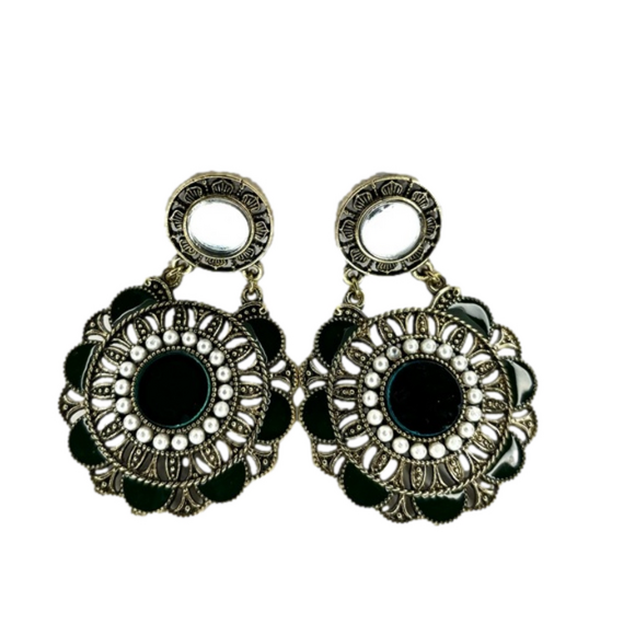 NEW Fashion Earrings - Gold and Green - Picture 2 of 4